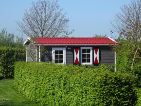 Гостиница zeeuwse chalet voor 2 personen  Serooskerke